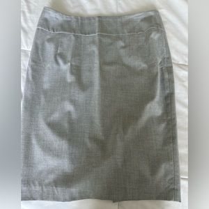 Grey Work Skirt 🤍